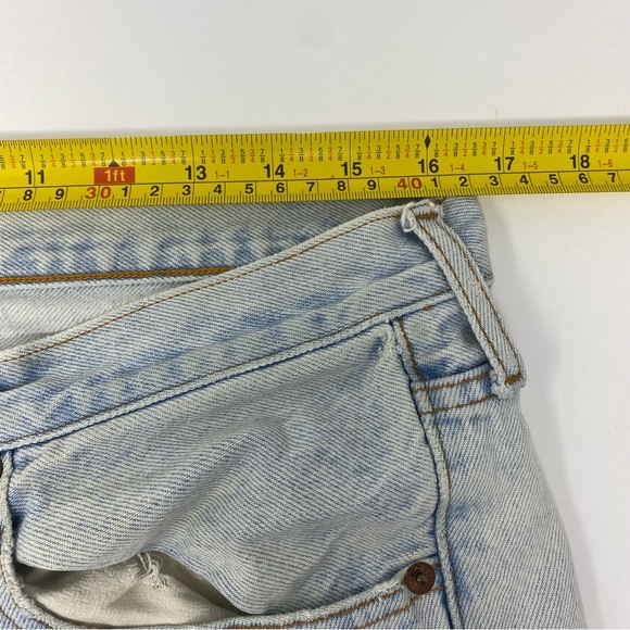 Levi's 501 RARE Lightwash 1980's Button Fly Made In USA Jeans 33 - Picture 11 of 15